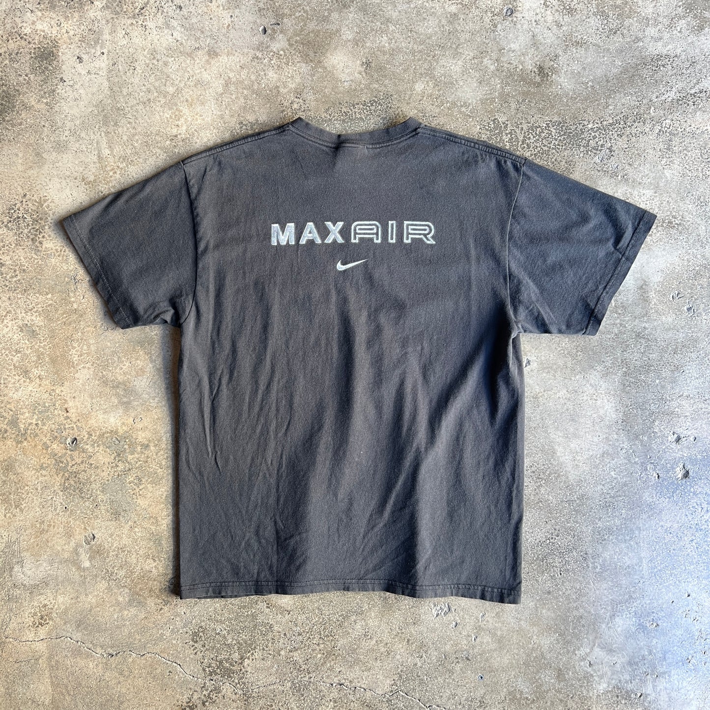 Max Air 00’s tee
