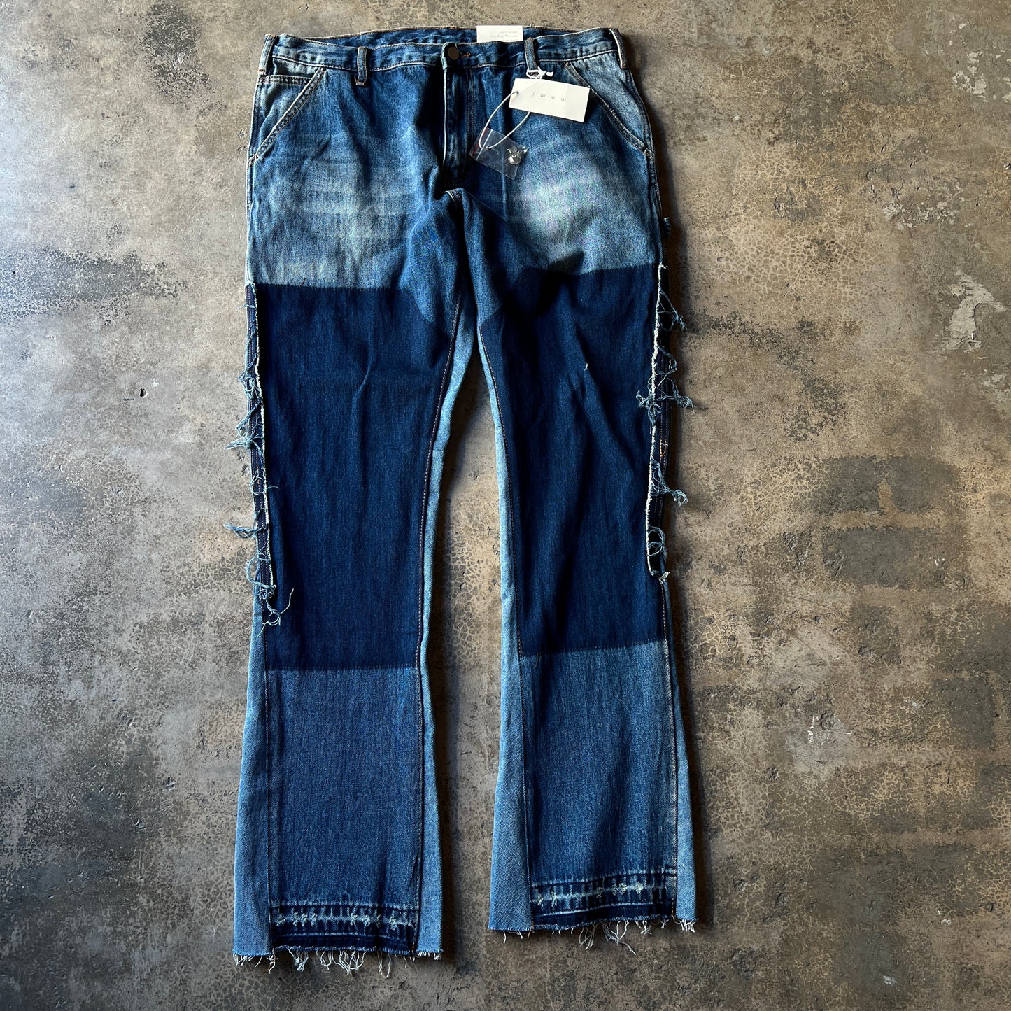 MNML Flare Denim