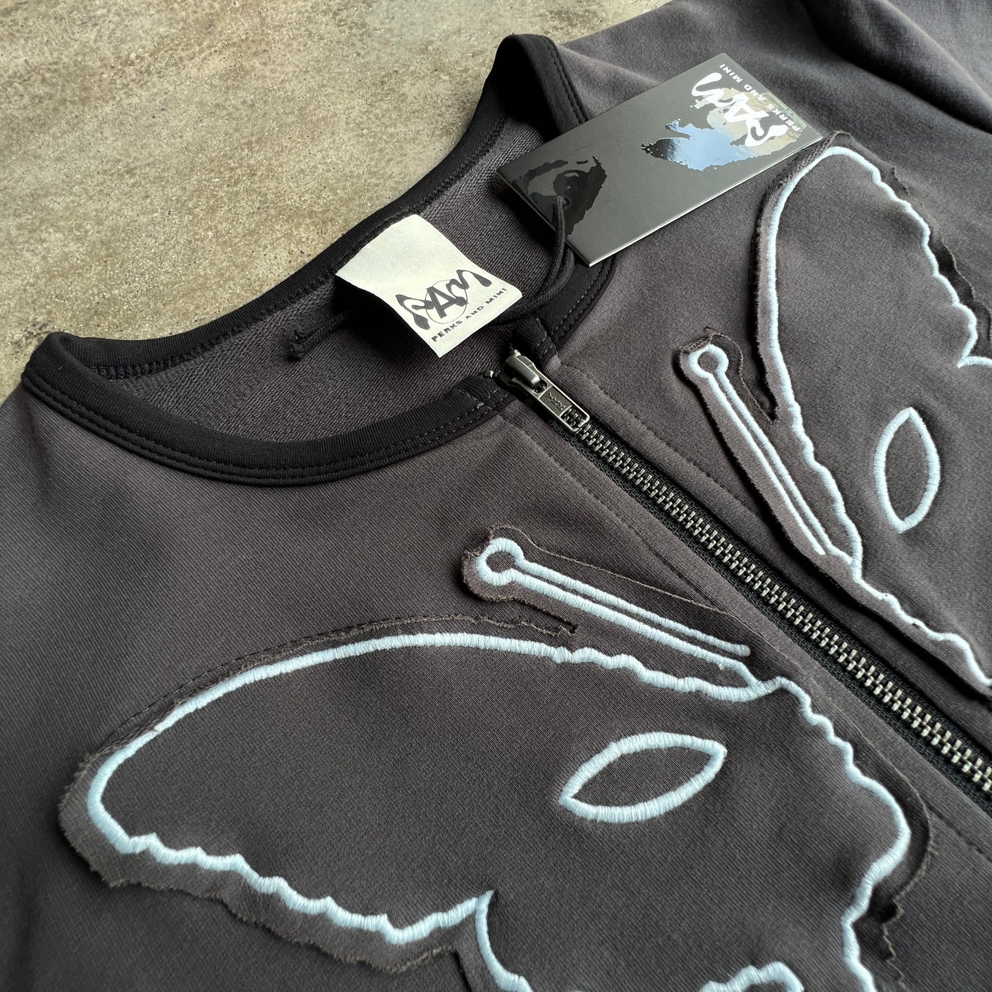 Perks & Mini Butterfly Zip Longsleeve