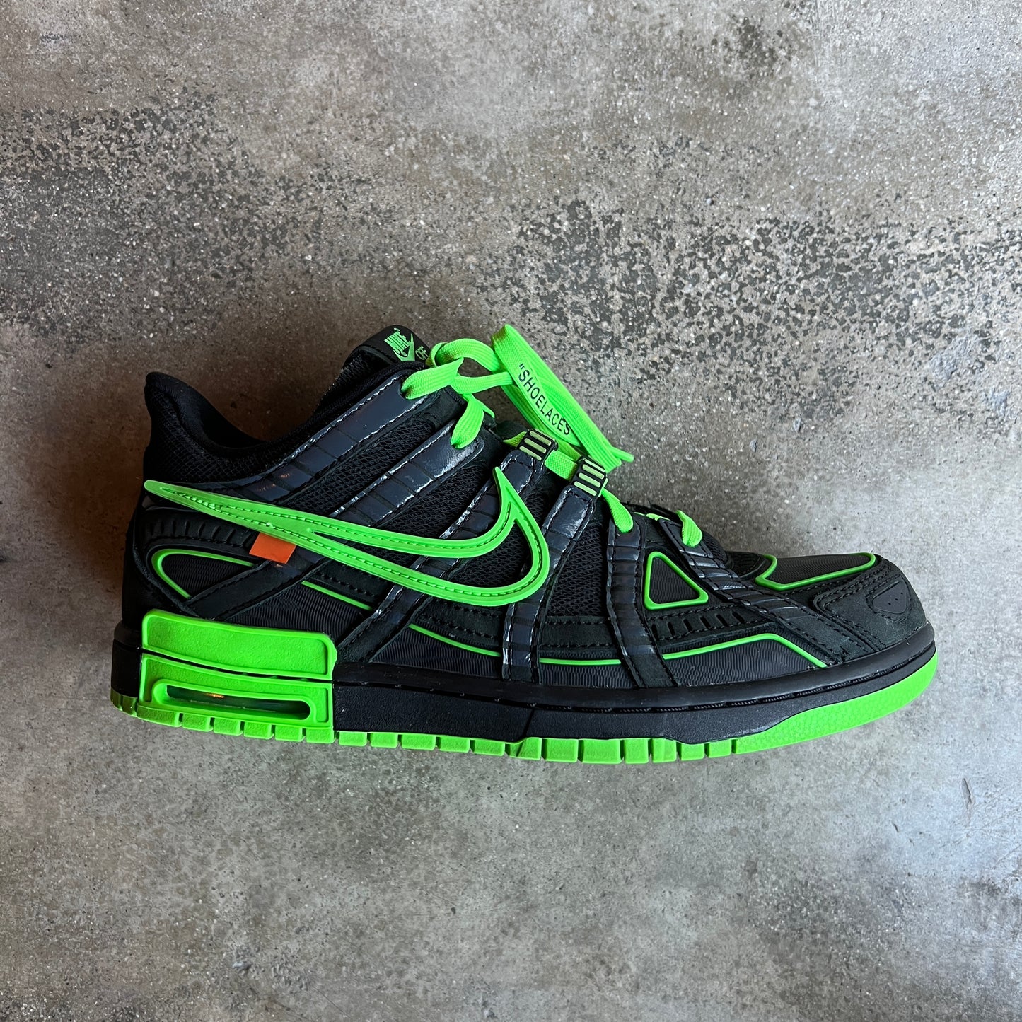 Off-Whie Rubber Dunk