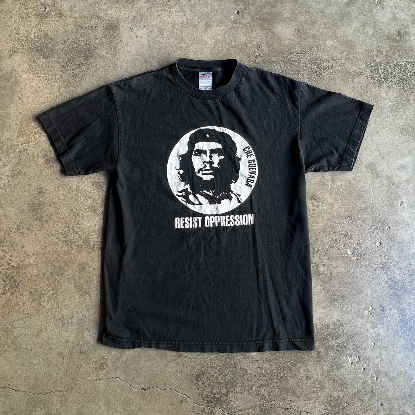 Che tee 00’s