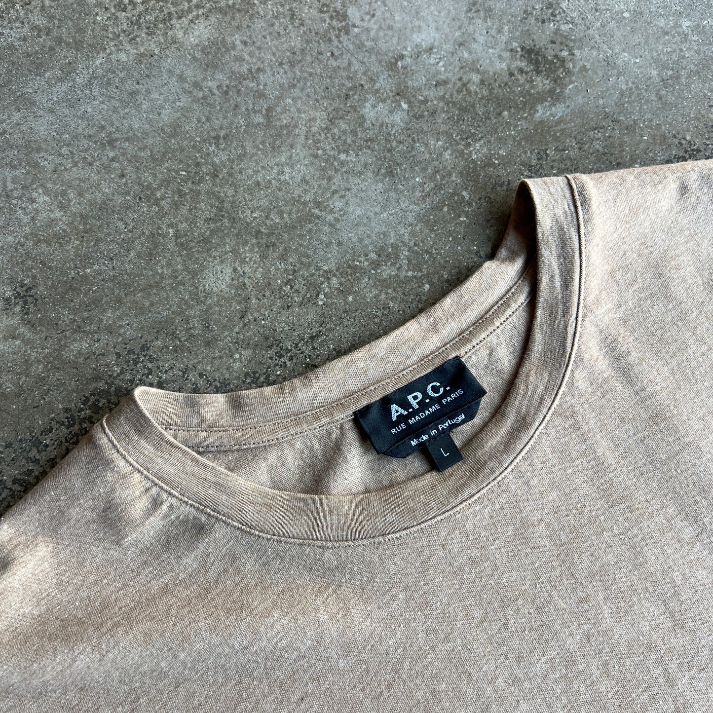 Tee