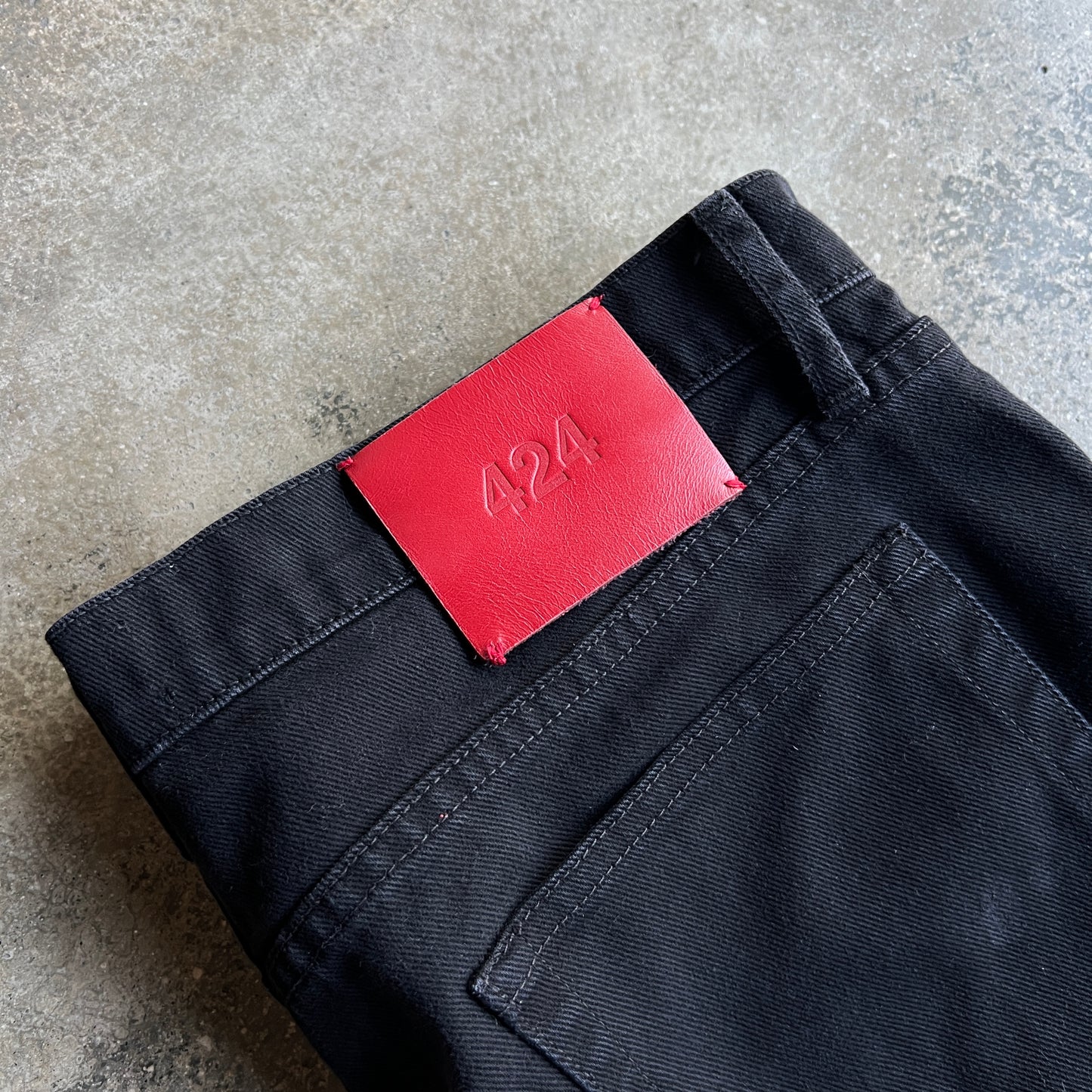 424 Black Jeans