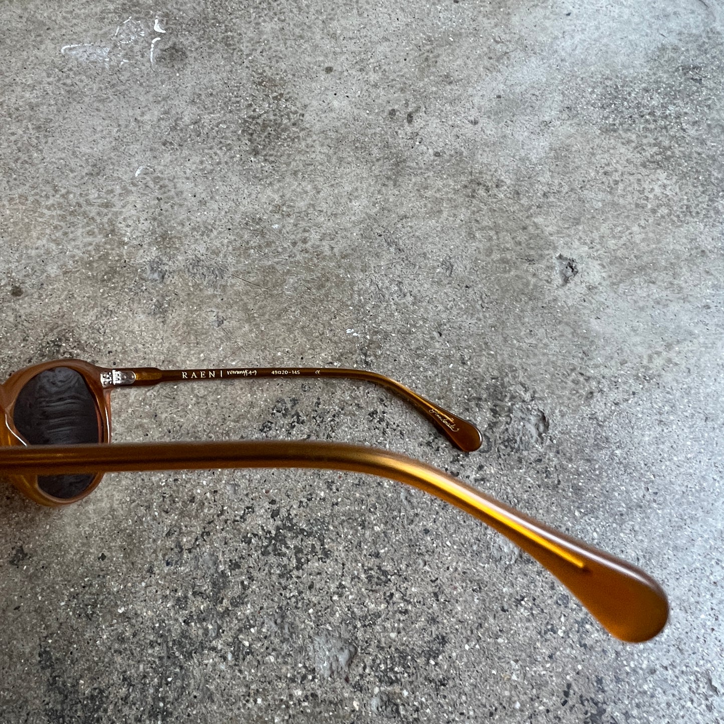 Raen Handmade Honey sunglasses