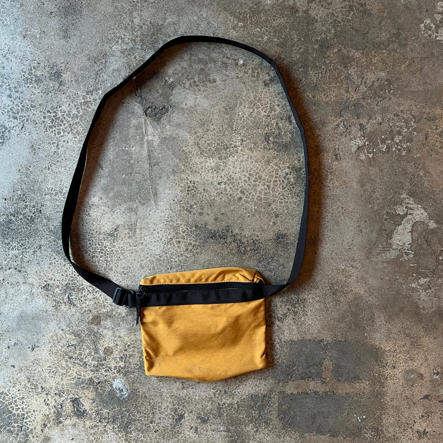 Uniqlo U Bag