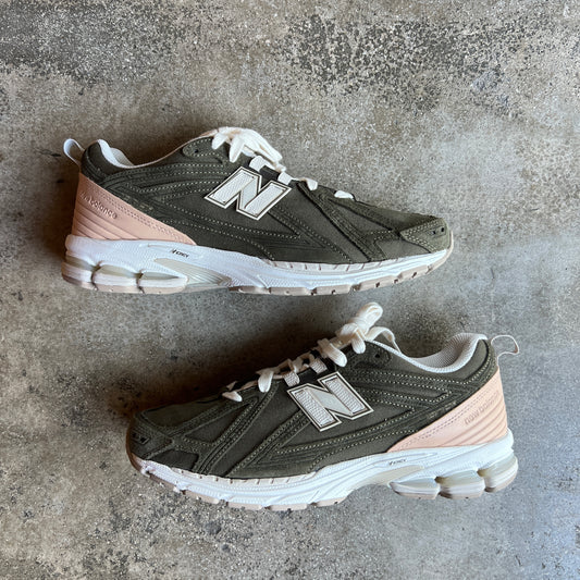 New Balance 1906 11.5US
