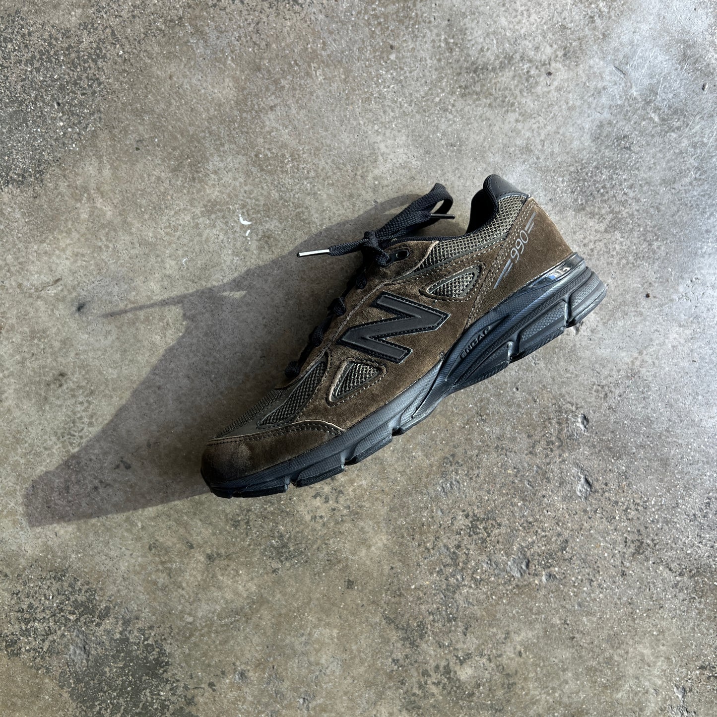 New Balance 990v4 Course