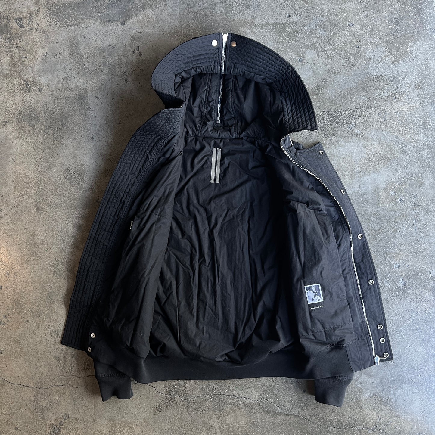 Hooded Bomber
