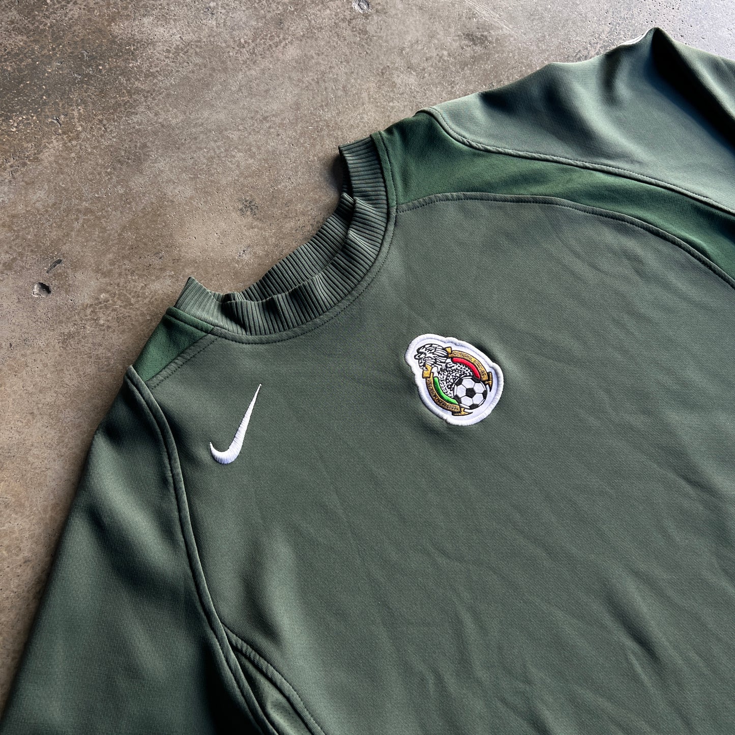 Total 90 Méx Training Top