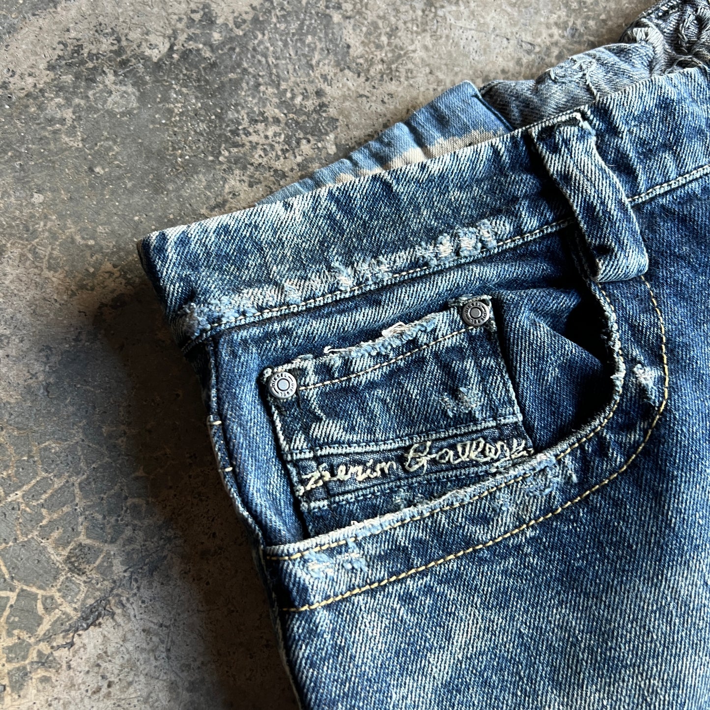 Rare 110/165 Gallery Denim Bootcut