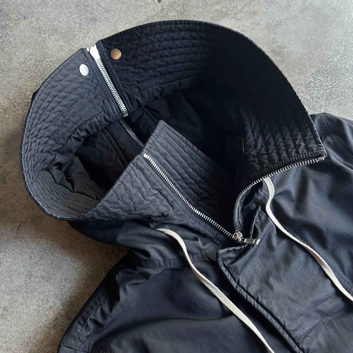 Hooded Bomber