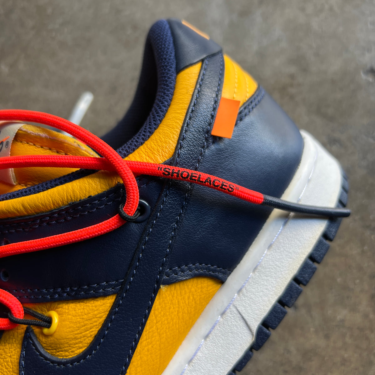 Dunk Low "University Gold"