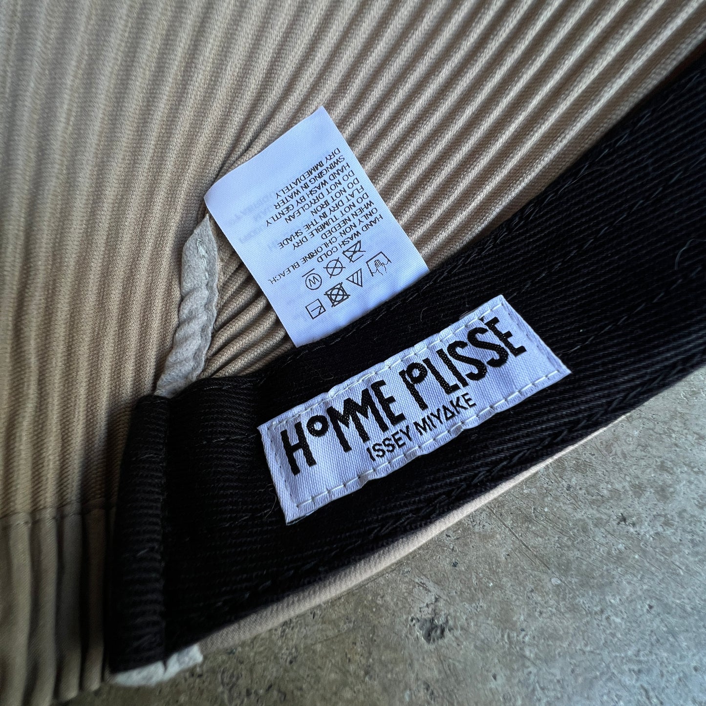 Issey Miyake Homme Plissé Hat