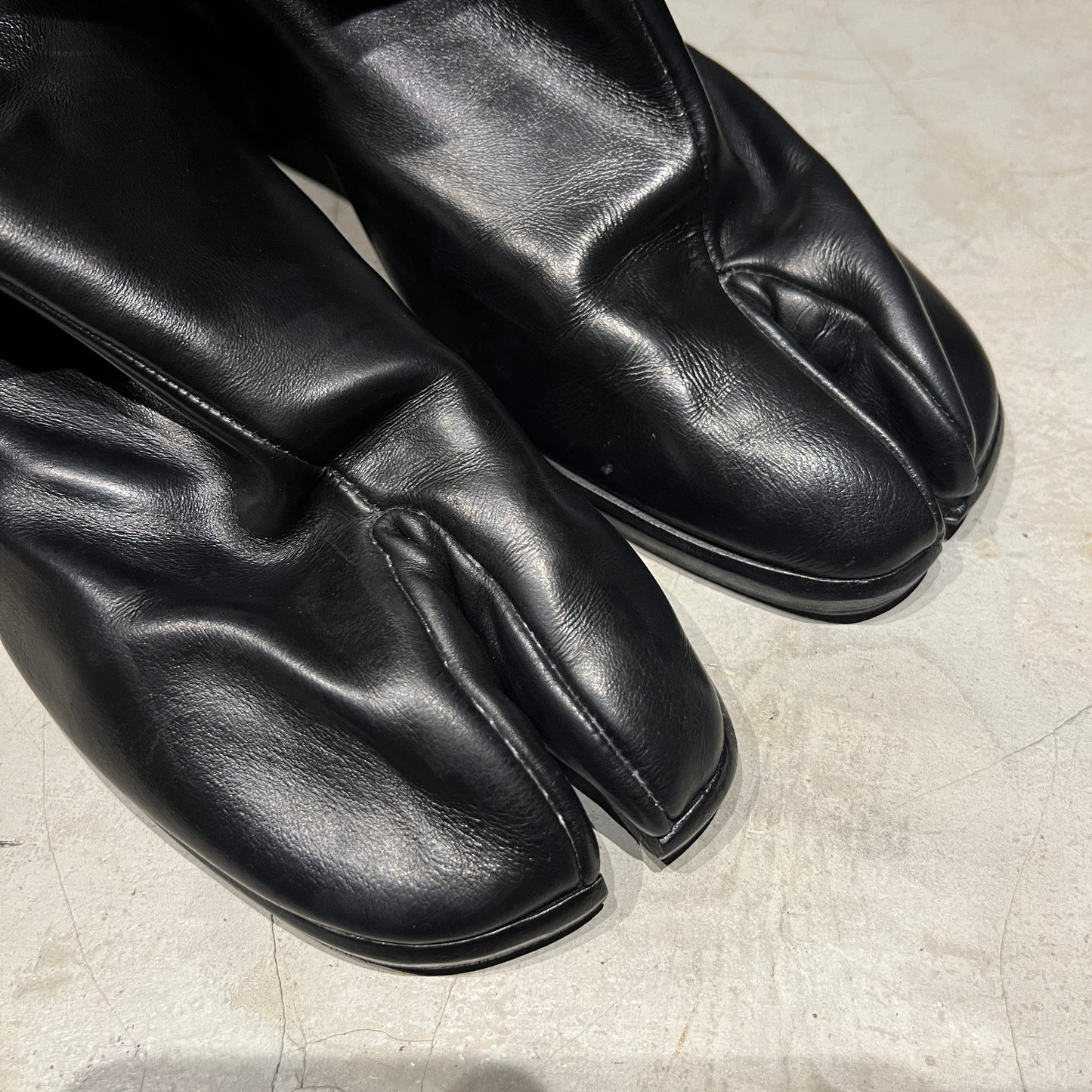Tabi Boots