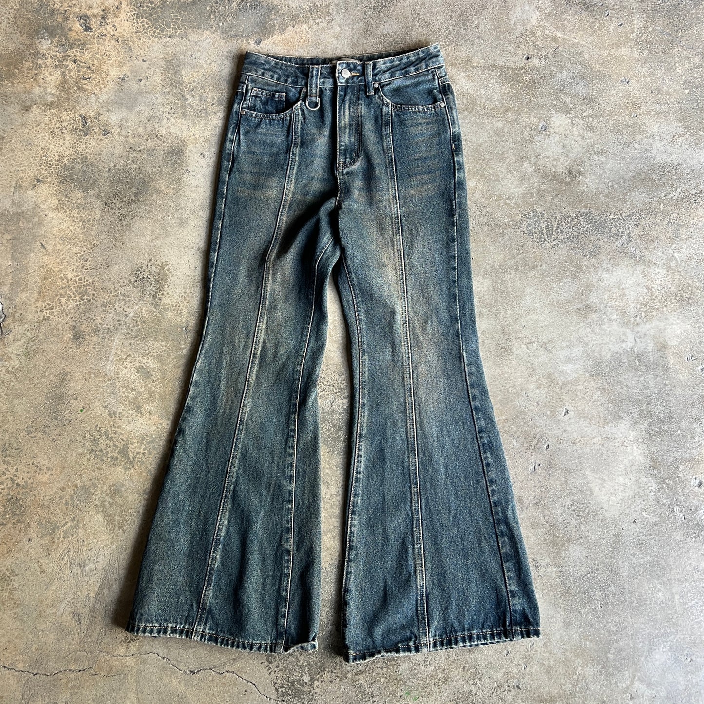 Flared Jeans