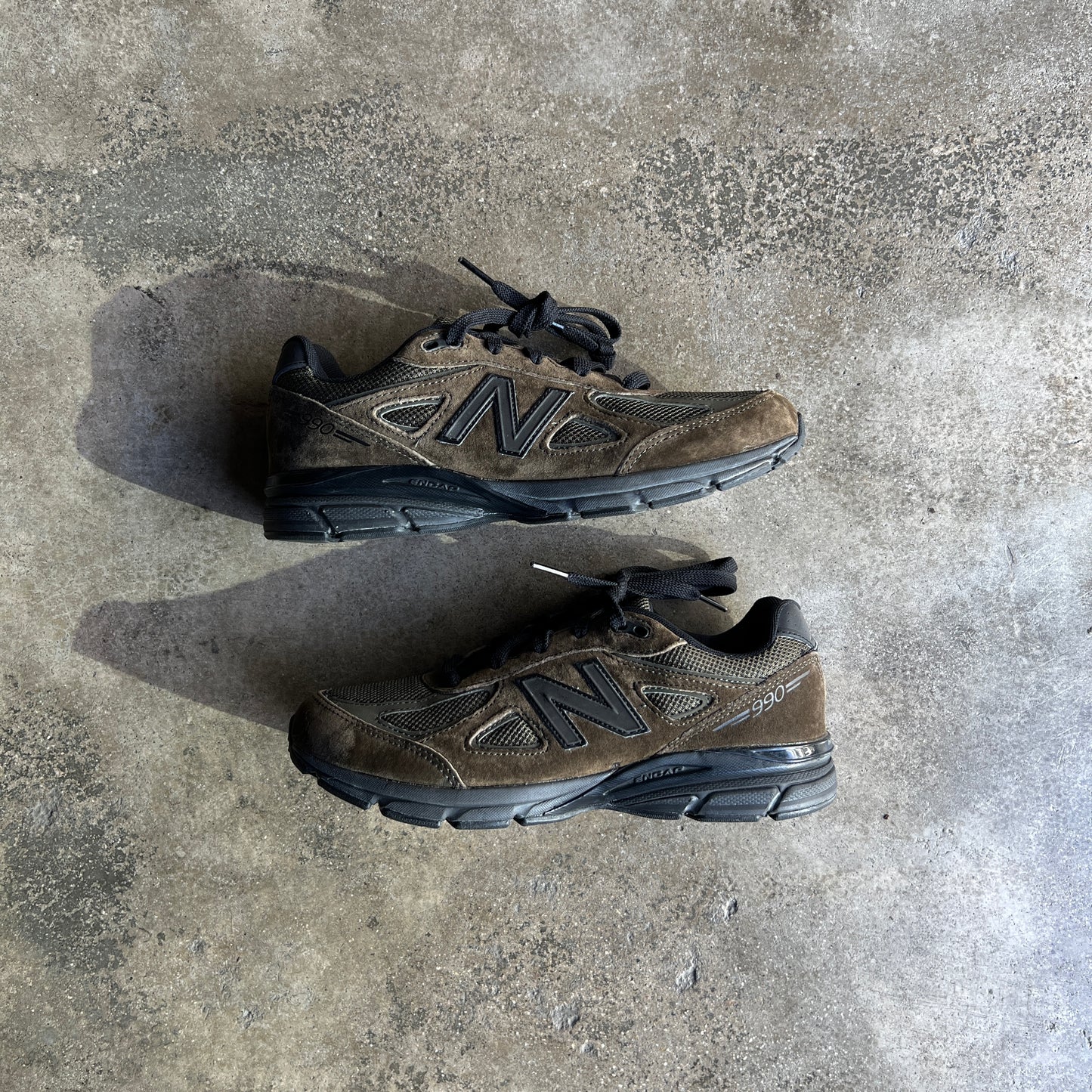 New Balance 990v4 Course