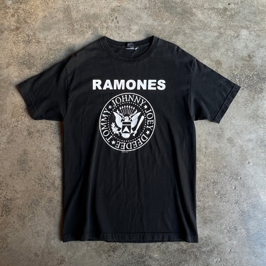 Vtg Ramones 99’ tee