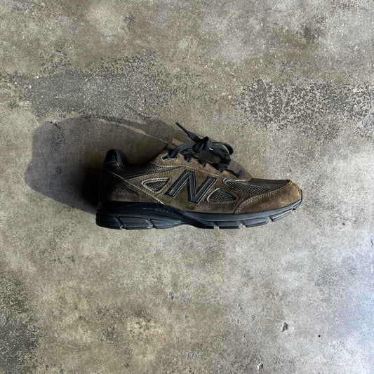 New Balance 990v4 Course