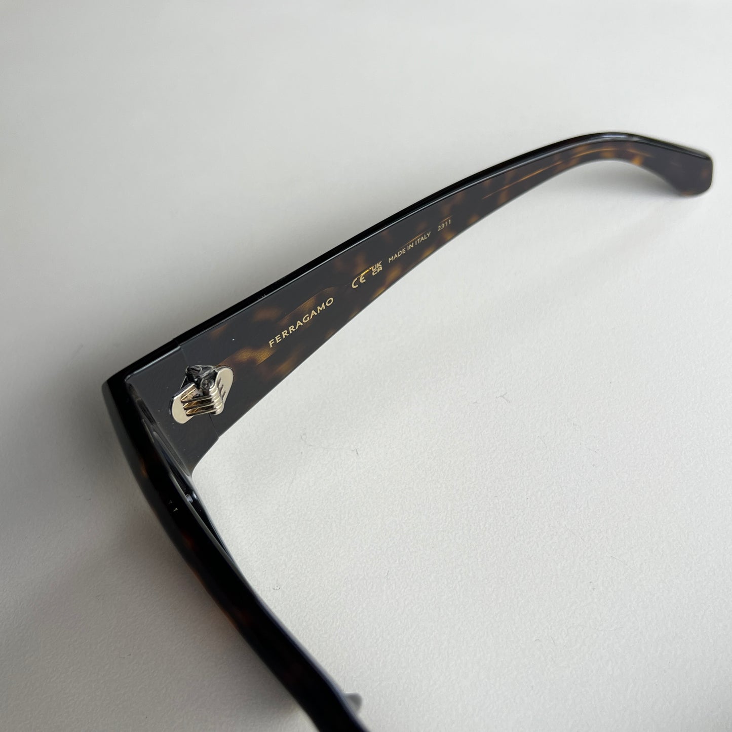 Squared Tortoise Sunglasses