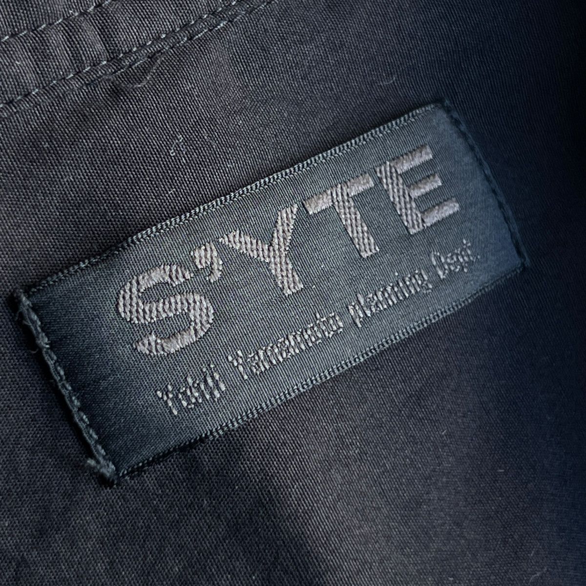 S’yte Button Down