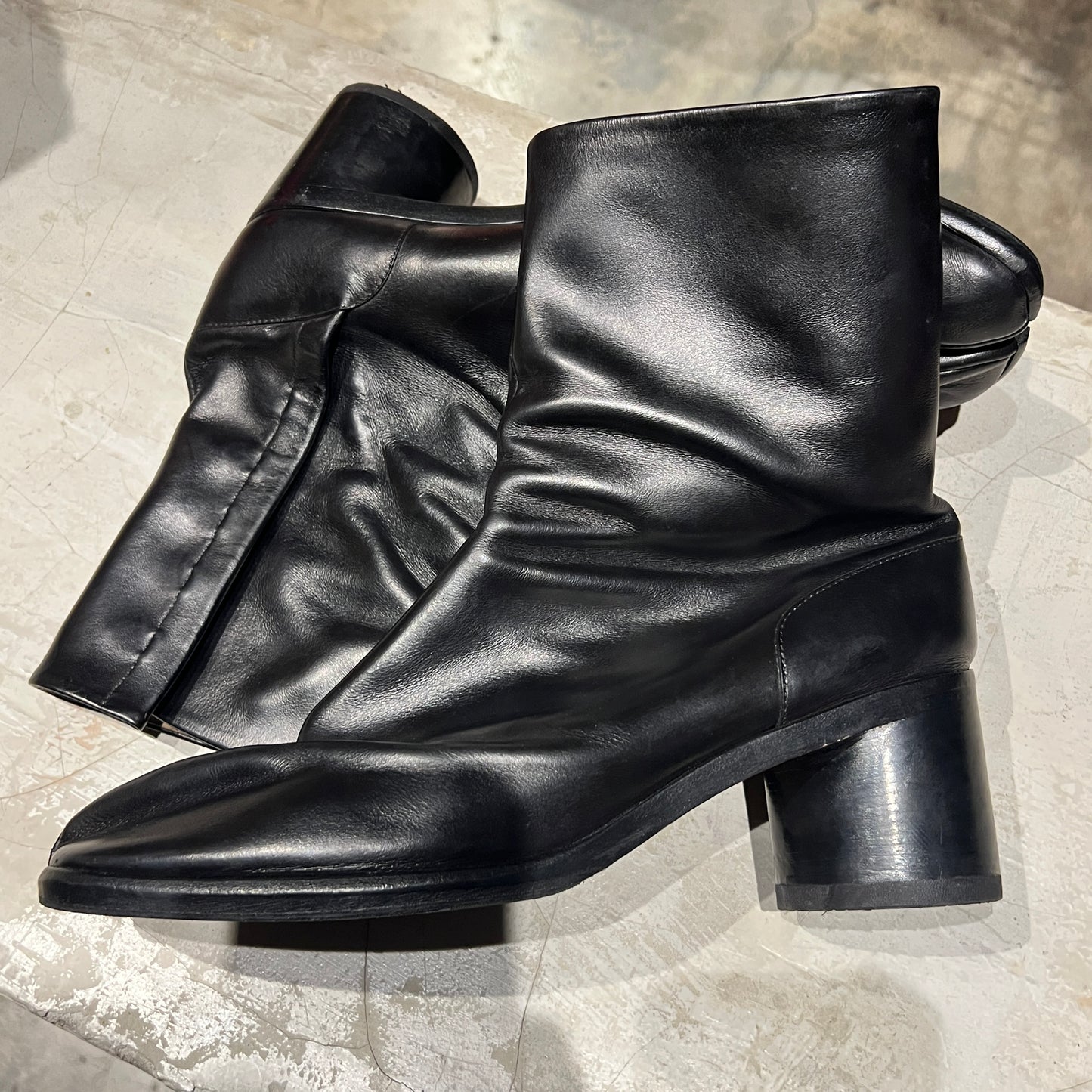 Tabi Boots