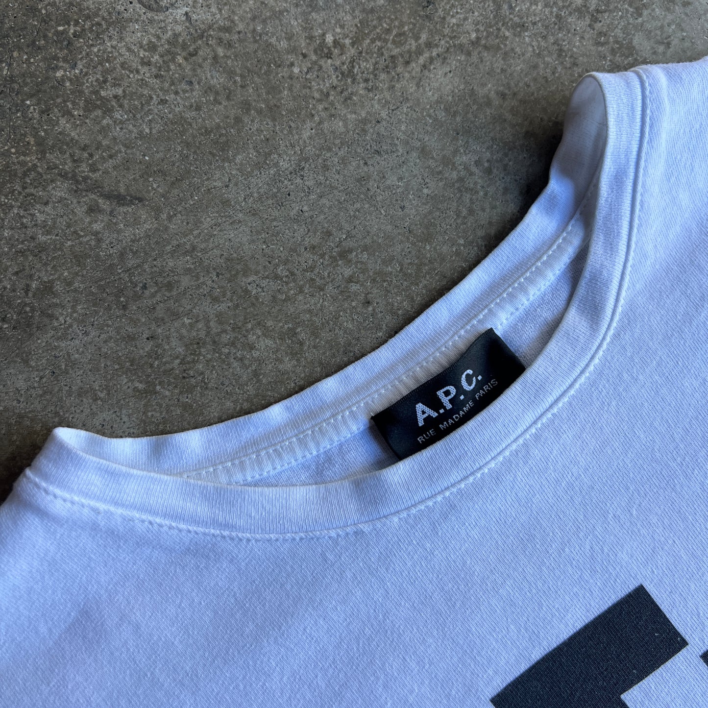 Tee