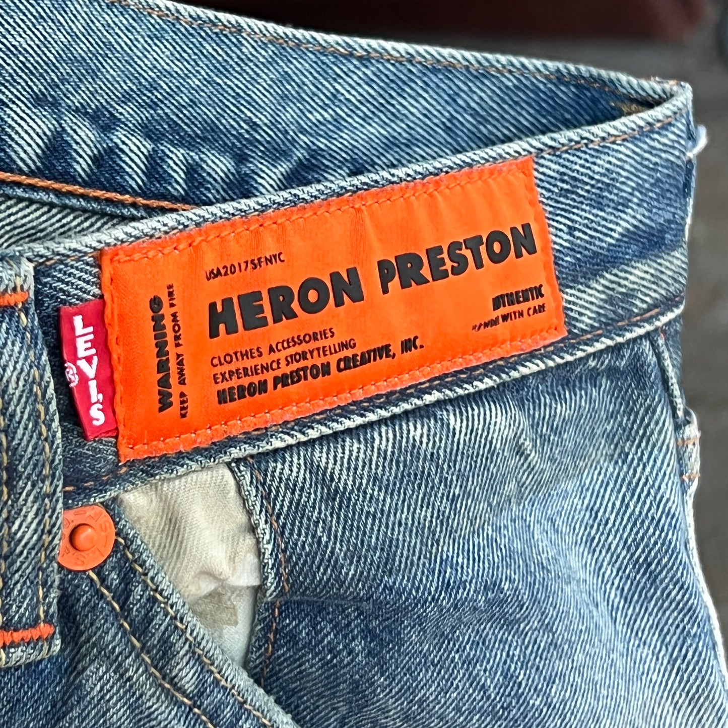 Heron Preston Big “E”
