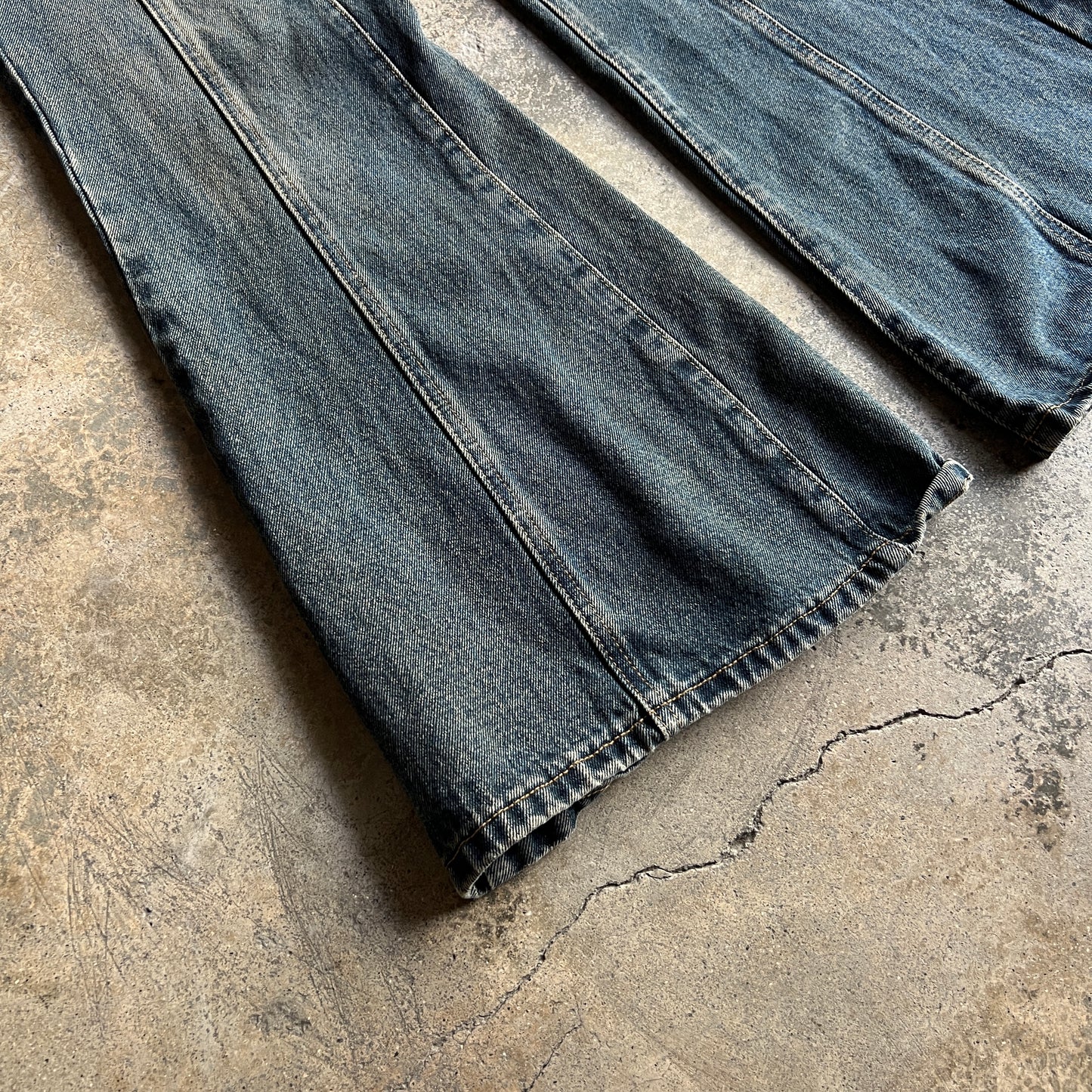 Flared Jeans
