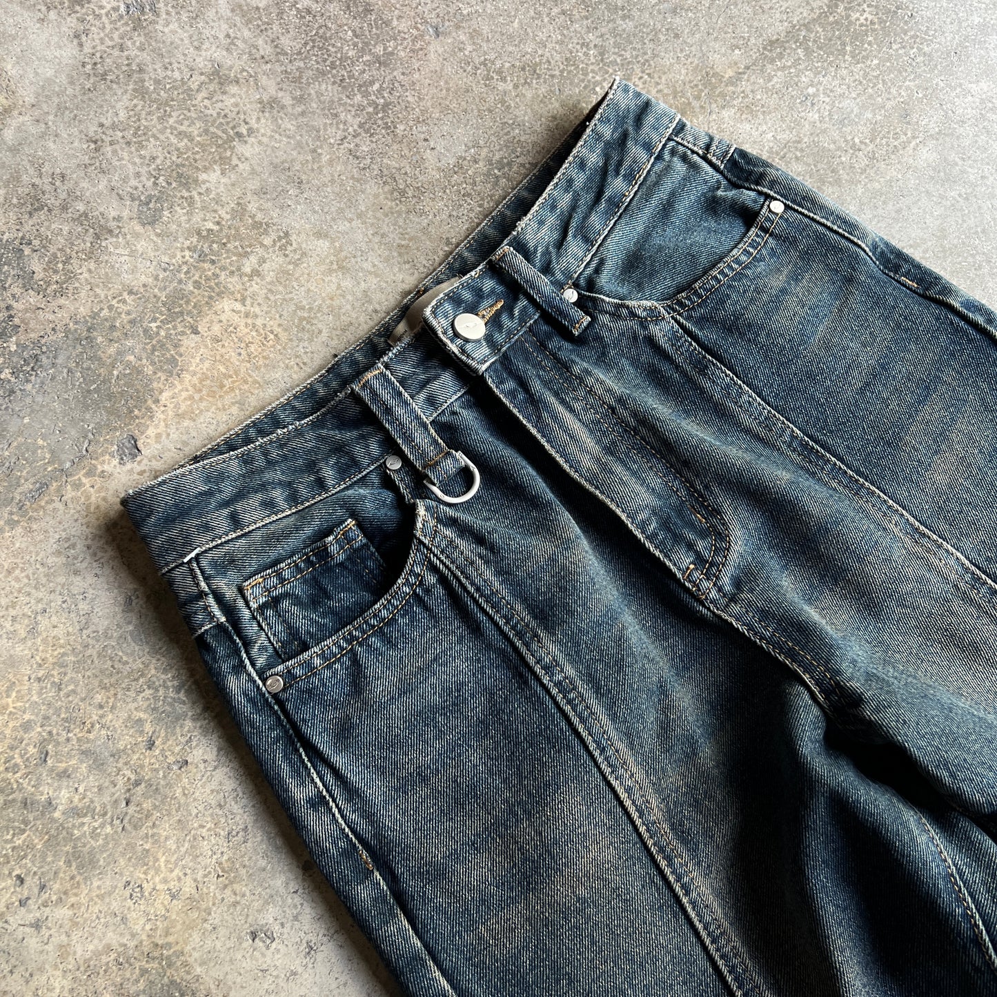 Flared Jeans